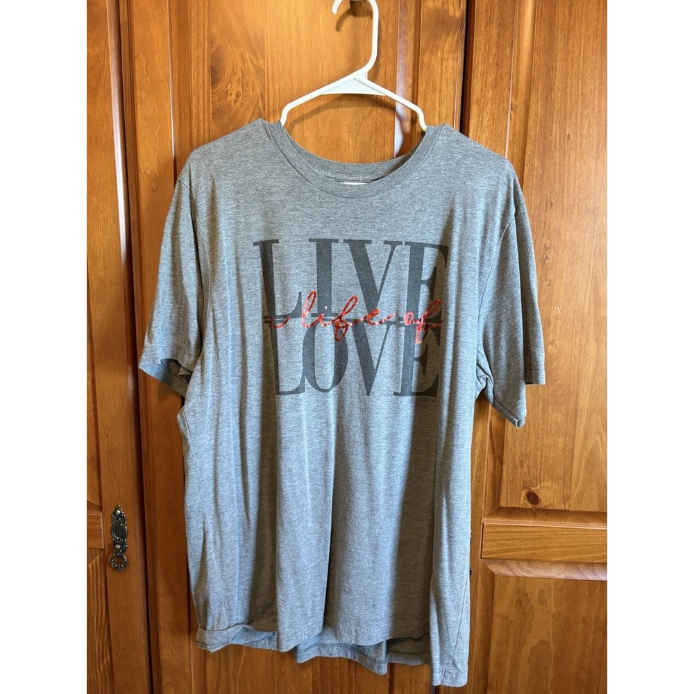 "Live A Life Of Live" Tshirt